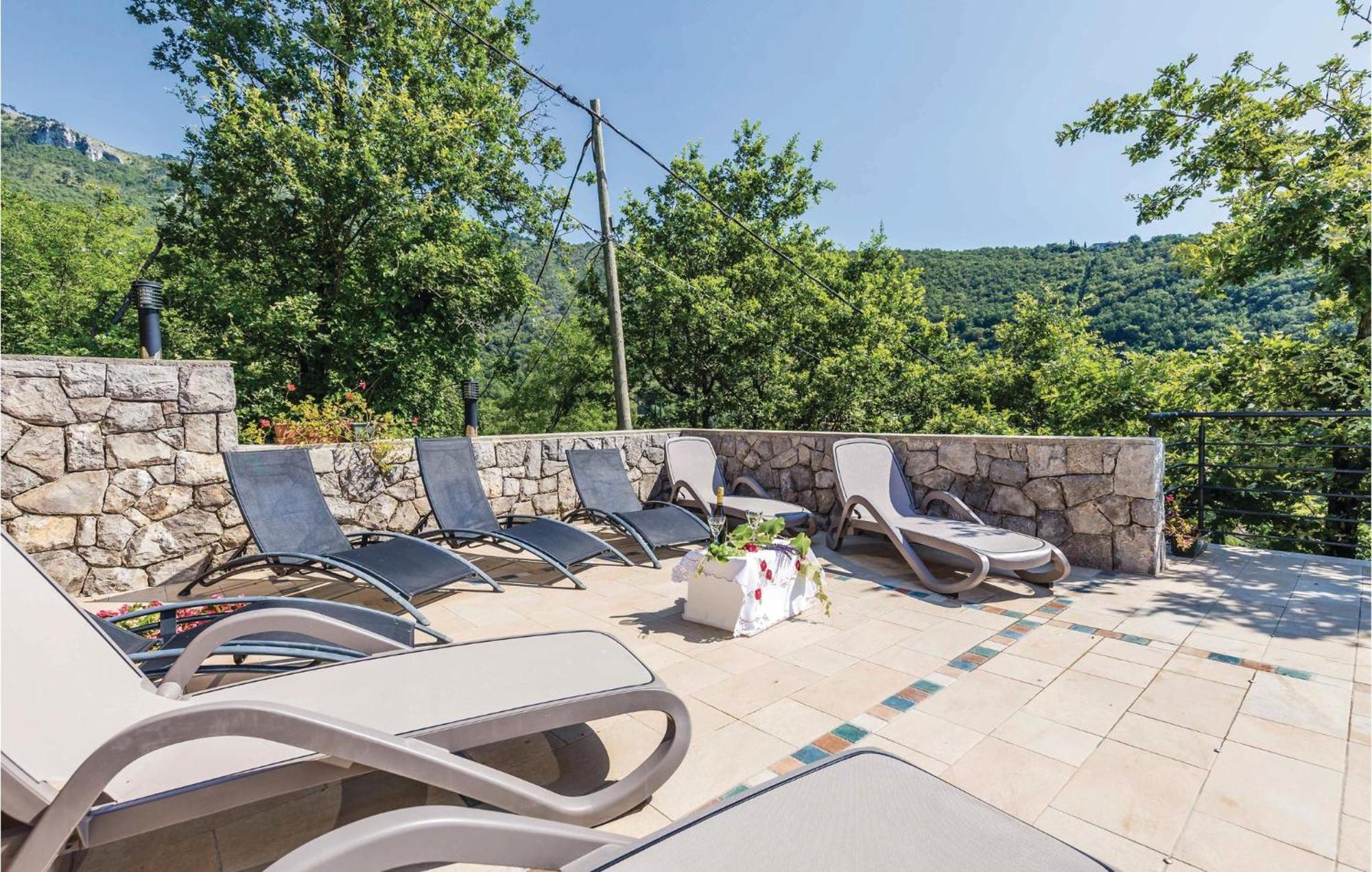 Stunning Apartment In Moscenicka Draga With Wifi المظهر الخارجي الصورة